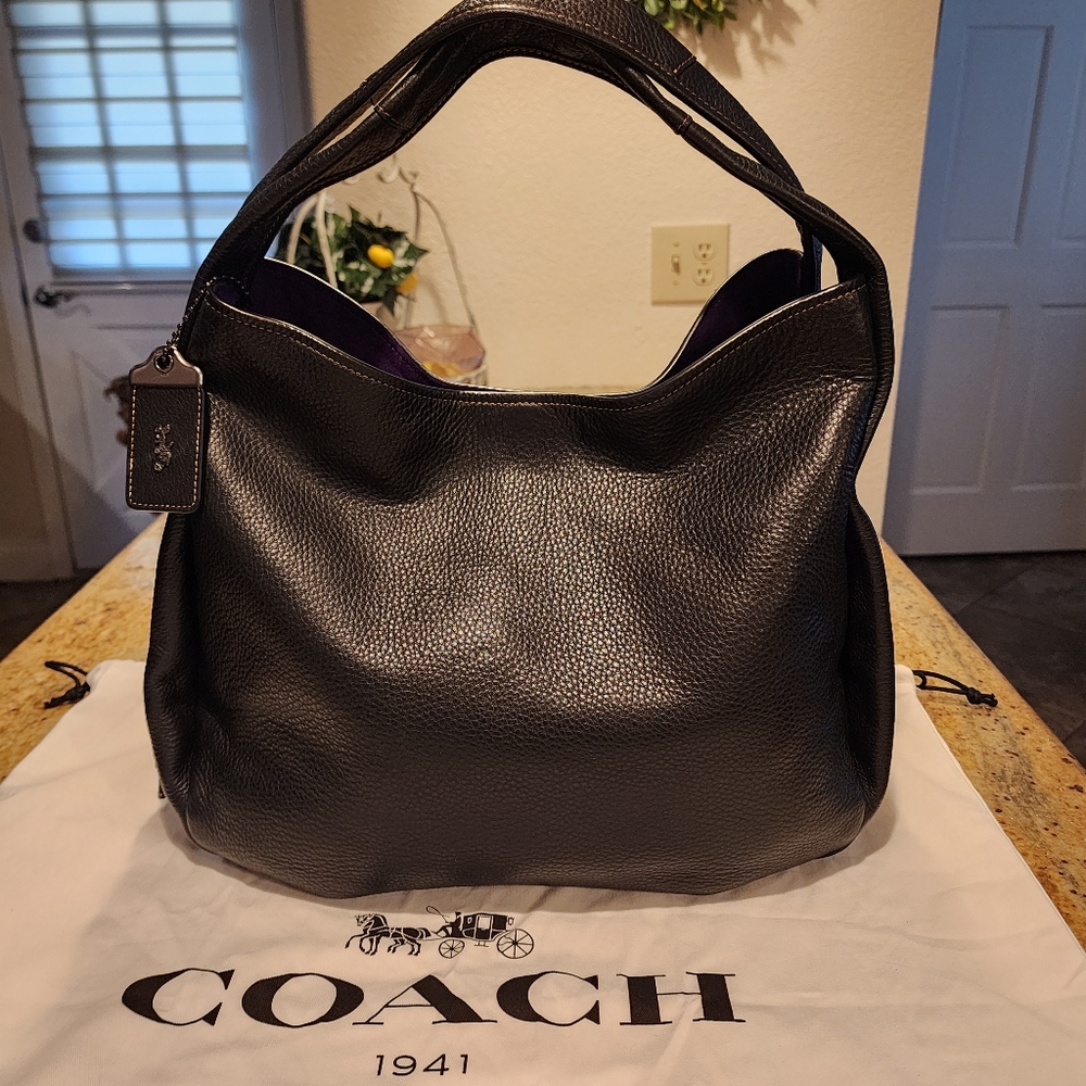 Coach Tea Rose 21588  1941 Bandit Hobo 39 In Rich Black Leather Mint Condition